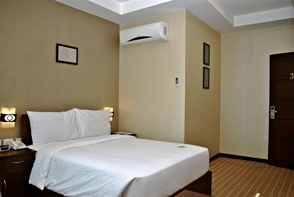Hotel Orion Manila Zewnętrze zdjęcie